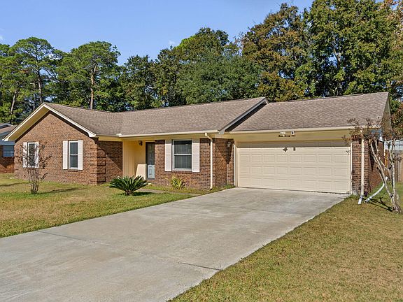 2nd image of 321 Pontevedra Ln