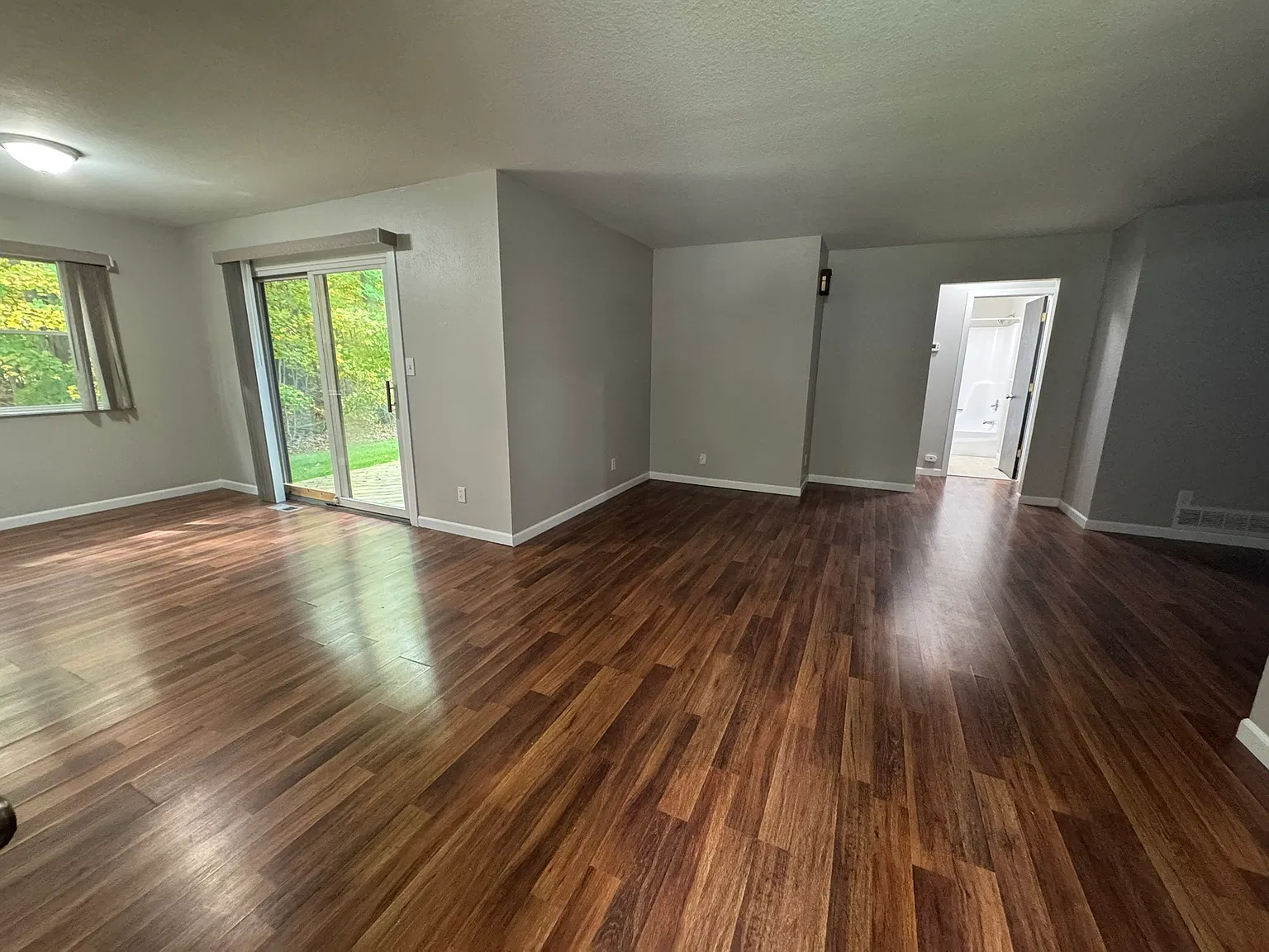 1025 Mill Highway - 1 — Photo 2