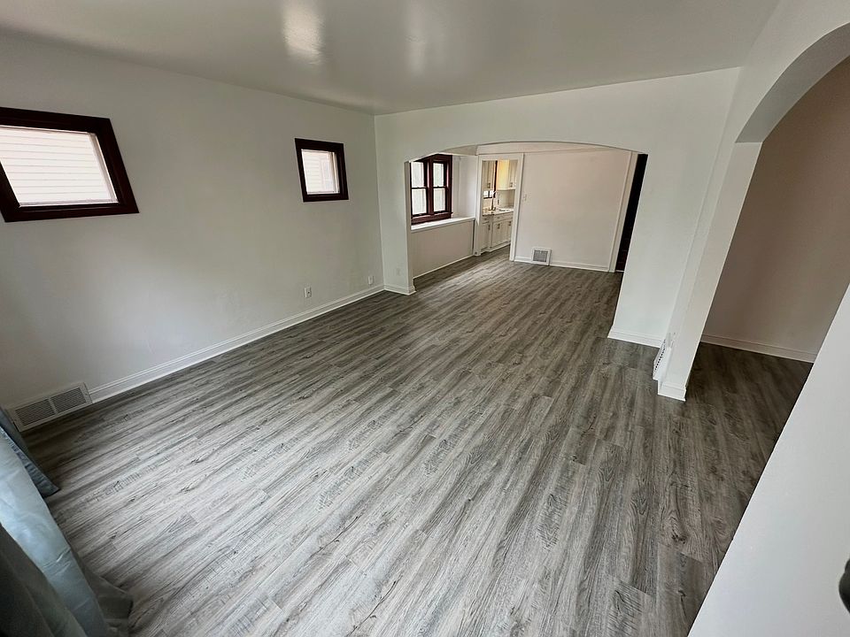 1st image of 2967 N 57th St