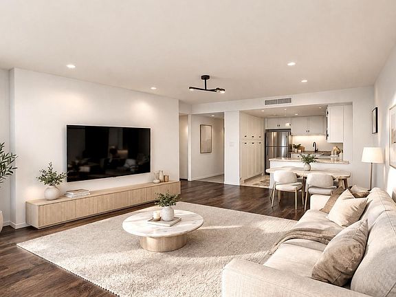 2nd image of 2016 Main St APT 1914