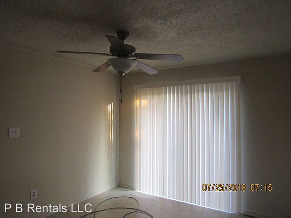 3rd image of 4627 NW Santa Fe Ave