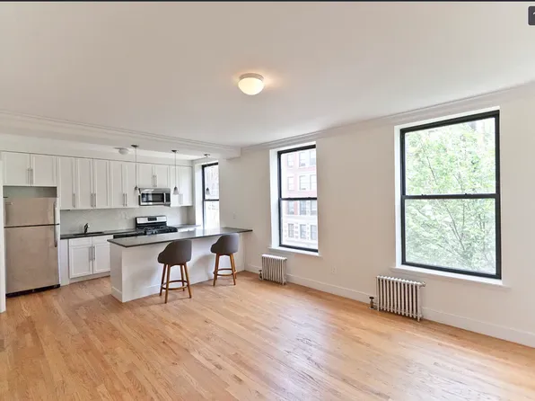 417 Manhattan Avenue image 1 of 10