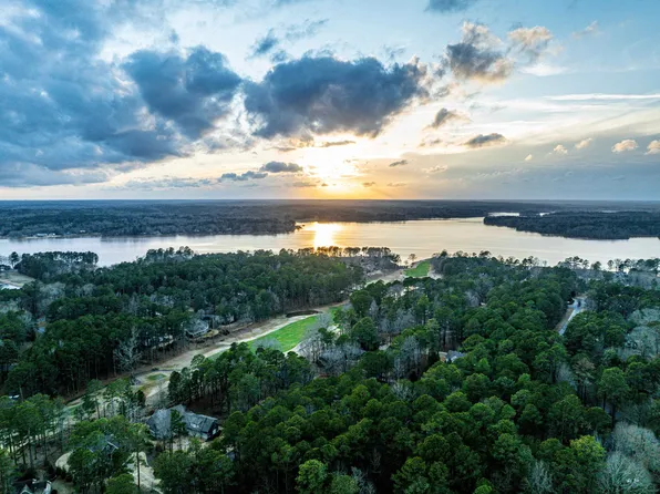 1290 Fairway Ridge Dr #43, Greensboro, GA 30642