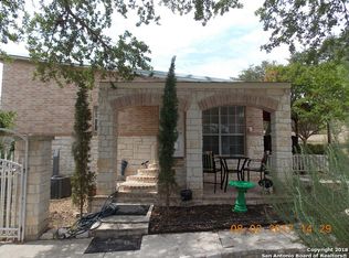 1350 Island View Dr, Canyon Lake, TX 78133