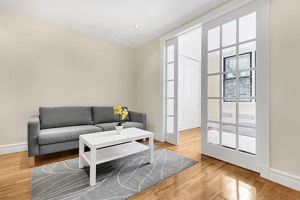 Rented by Cooper & Cooper Real Estate | media 10