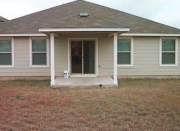 2nd image of 158 Hunter Creek Cv