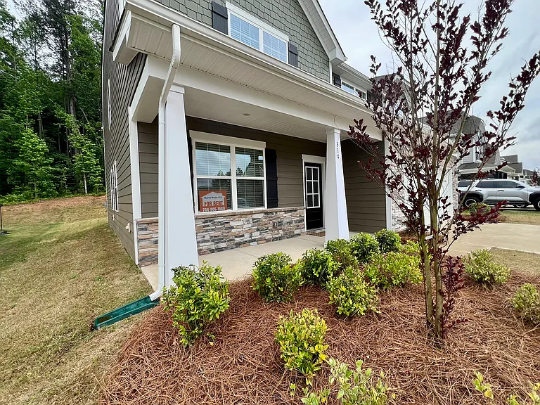 314 Hamptons Cove Rd — Photo 2
