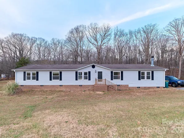 242 Granite Ridge Ln, Winston Salem, NC 27107