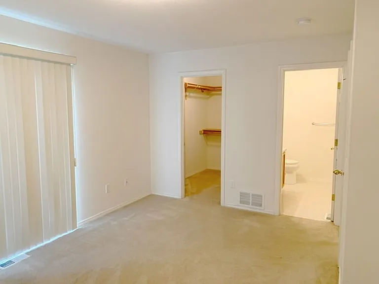 621 Donna Dr #A — Photo 8