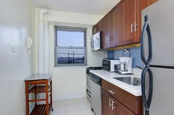 Sold by Corcoran | media 20
