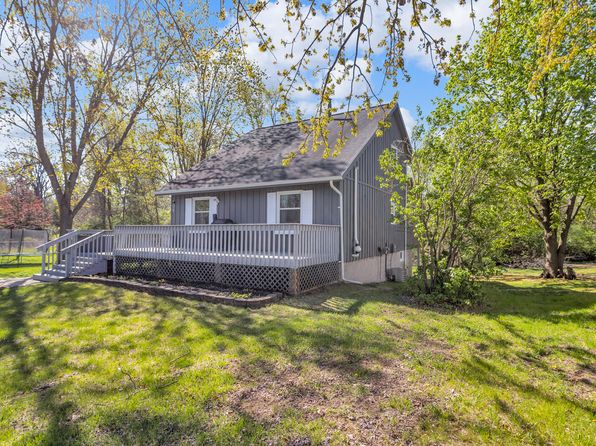 109 Diversy Dr, Brooklyn, MI 49230