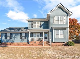 4118 Batesburg Dr, Hope Mills, NC 28348