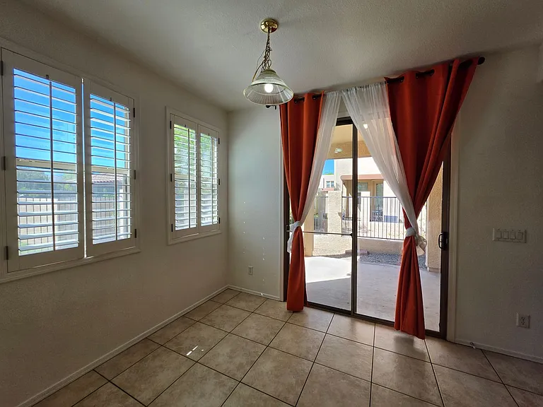 1886 E Don Carlos Ave #141 — Photo 8