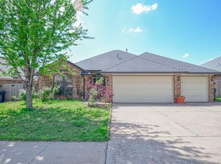 9217 Button Ave, Moore, OK 73160