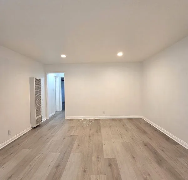 3705 S Victoria Ave — Photo 3