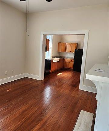 5th image of 1844 Burgundy St