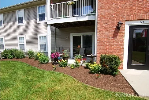 185 - COUNTRY VIEW APARTMENTS — Photo 7