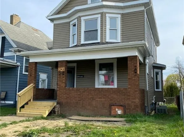 1243 Oak Grove Ave, Steubenville, OH 43952