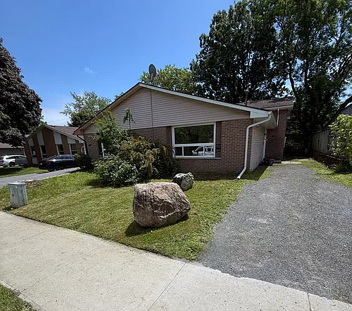7 Calderwood Dr #1 Photo 1