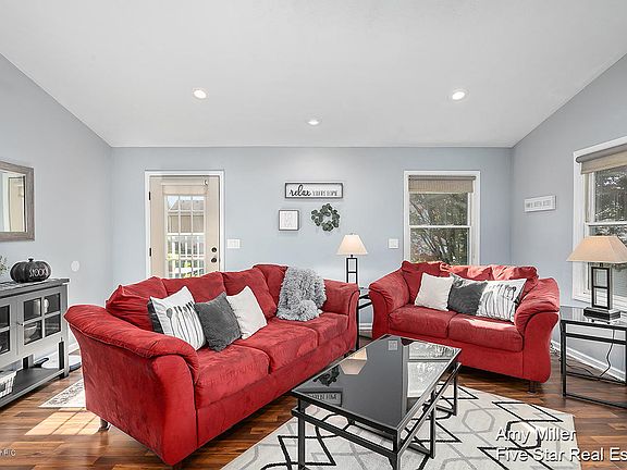 4th image of 2470 Willow Creek Ct