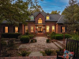 5935 Plantation Dr, Roswell, GA 30075