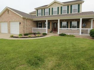 233 Greenbriar Bluffs Dr, Saint Peters, MO 63376