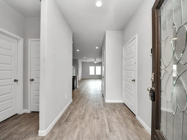 3630 Telford Ln — Photo 6