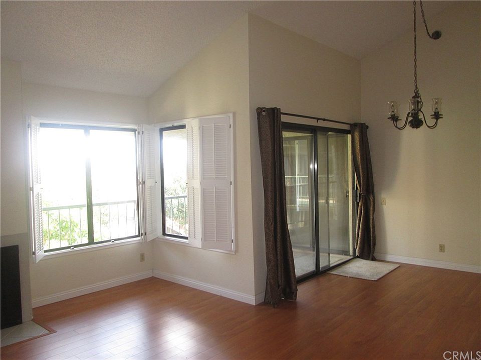 1st image of 2309 Apricot Dr