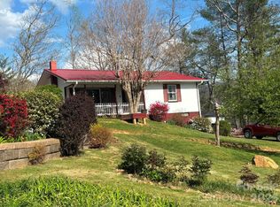 493 Franklintown Rd, Spruce Pine, NC 28777