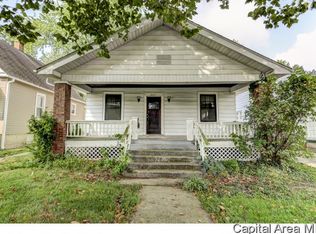 2017 S College St, Springfield, IL 62704