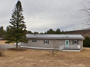 808 Clintonville Rd, Peru, NY 12972