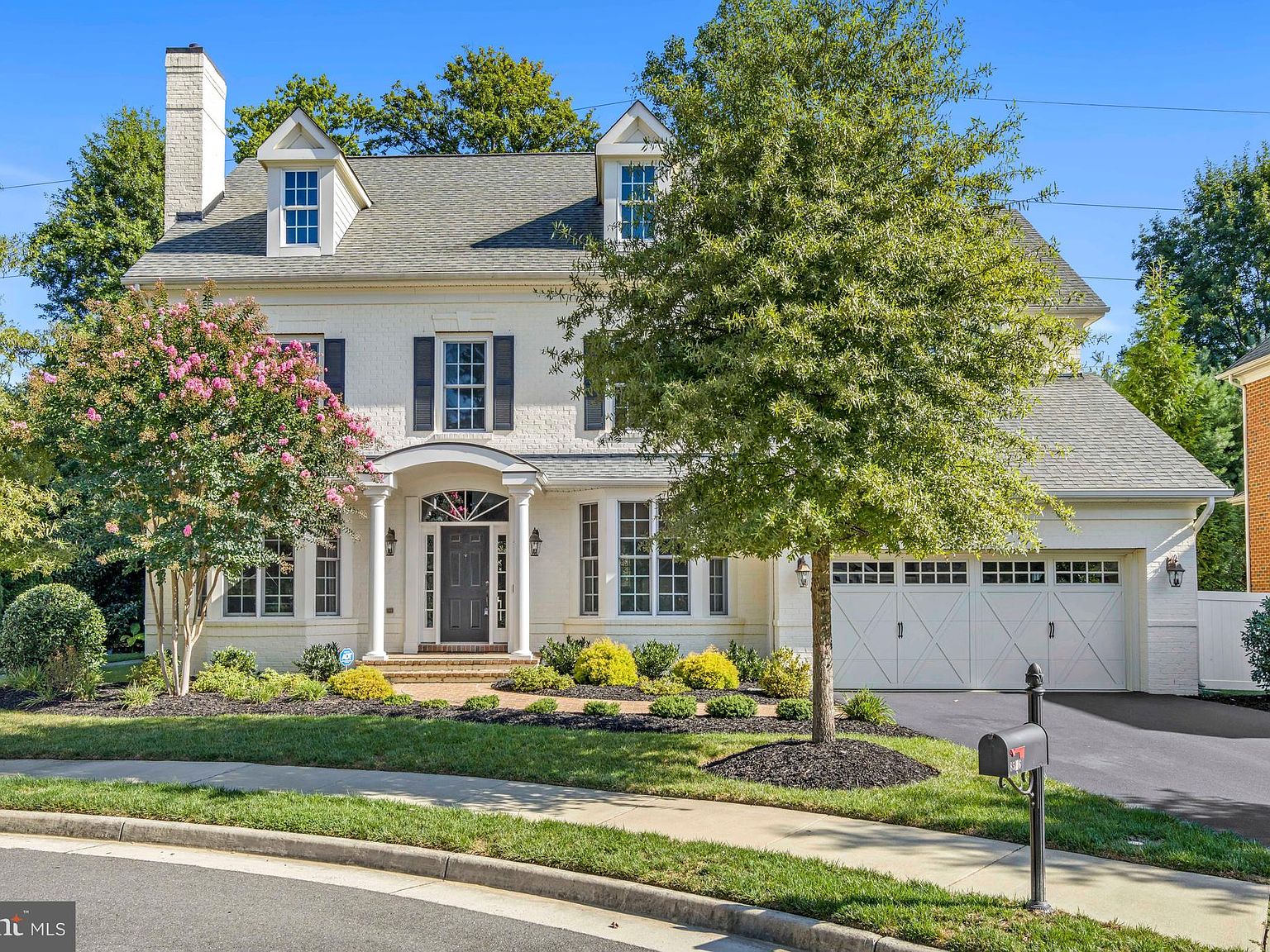8516 Wedderburn Station Dr, Vienna, VA 22180 Zillow