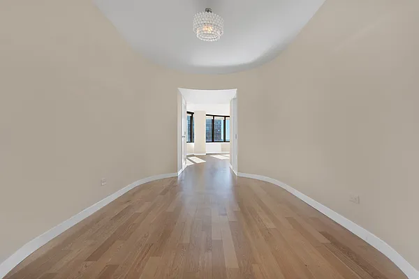 Rented by R New York | media 4