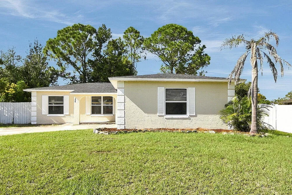 3 bed, 2.0 bath, 1154 sqft, $1,910 — Photo 1