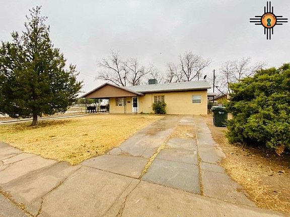 3rd image of 515 Dallas Dr