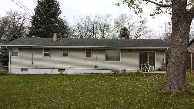 2nd image of 414 Gayle Ave