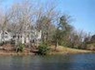 60 Cowslip Ln, Nellysford, VA 22958