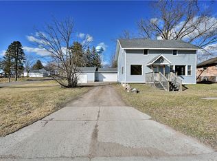 317 6th Ave, Shell Lake, WI 54871