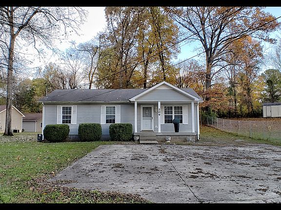 2nd image of 209 Cinderella Ln