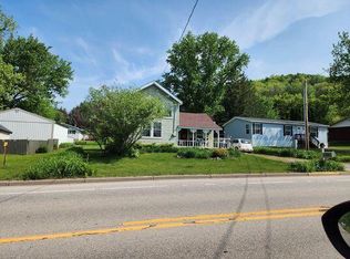 310 E Kickapoo St, Readstown, WI 54652