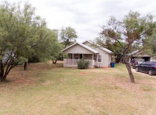 174 Red Rock Rd, Buffalo Gap, TX 79508