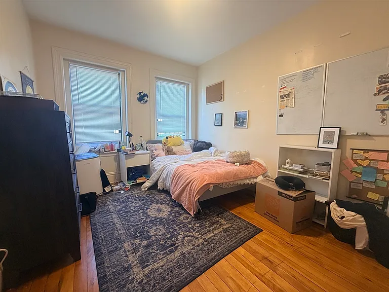 1234 Commonwealth Ave #6 — Photo 2