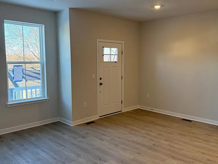 113 Abramo Victor Dr — Photo 9