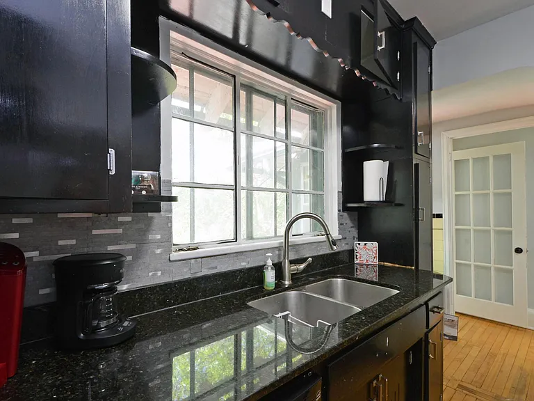 3326 Hennepin Ave S #2 — Photo 17