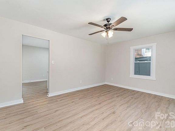5th image of 6557 Cove Creek Dr