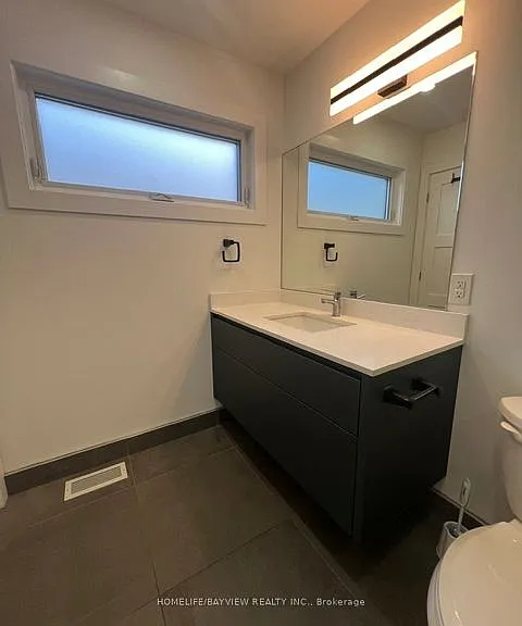 311 Linsmore Cres #3 — Photo 22
