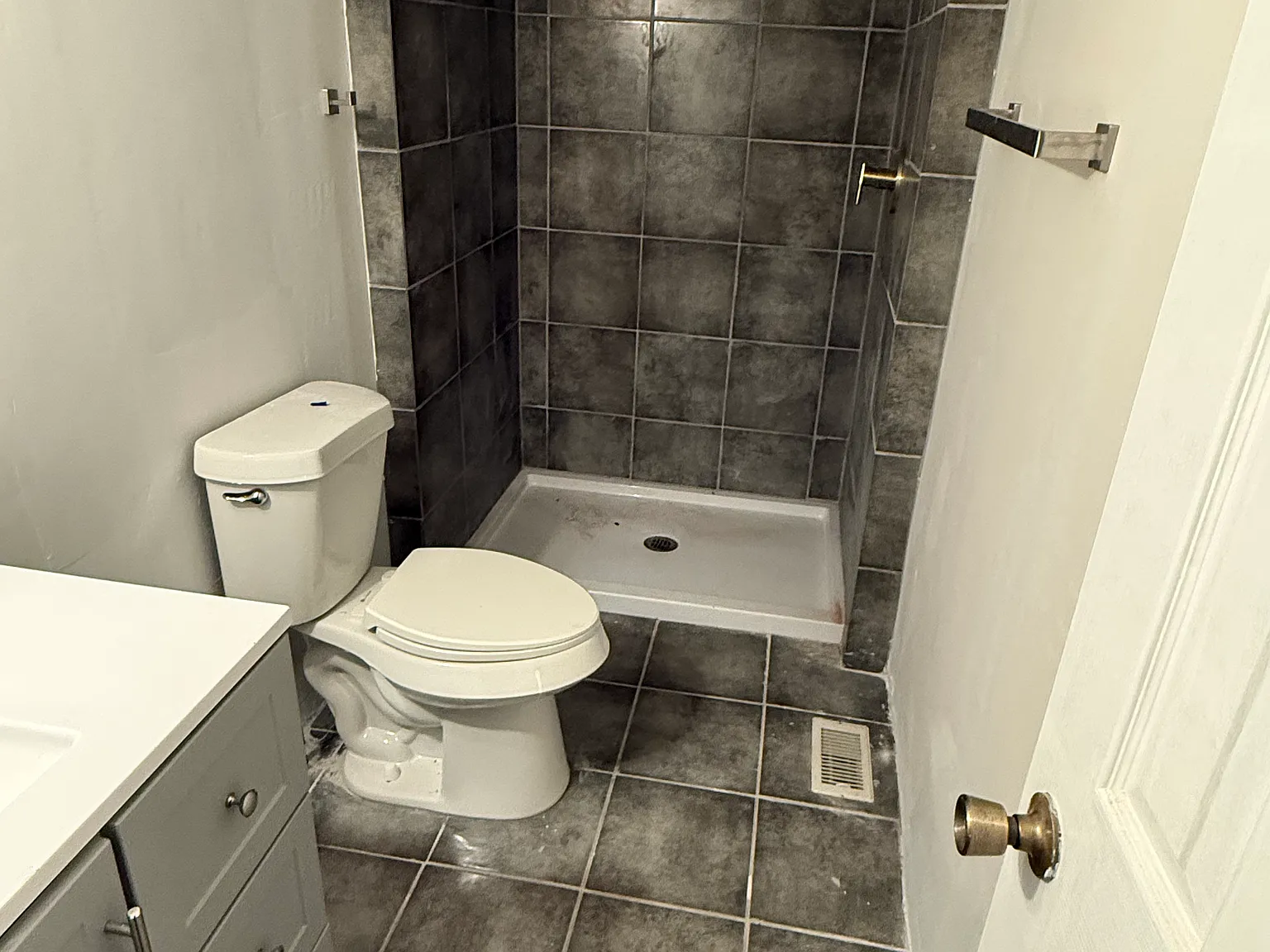 3 bed, 1568 sqft, $1,050 — Photo 1