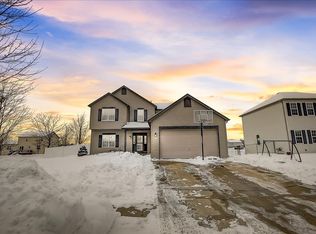 363 Stonefield Dr, Lake Mills, WI 53551