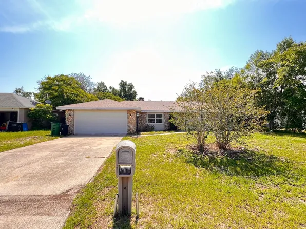 1073 Leeward Dr, Deltona, FL 32738