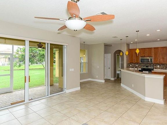 5th image of 1787 Pinyon Pine Dr